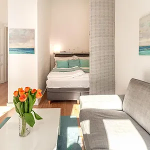 Apartamento Luxurious And Bright, 5 Min To City Center