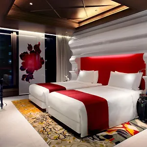 Mira Moon Hotel