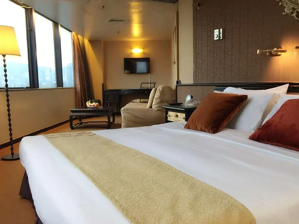 Best Western Plus Tsim Sha Tsui Hong Kong 4*,